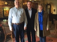 David Cameron pays surprise visit to Crickhowell