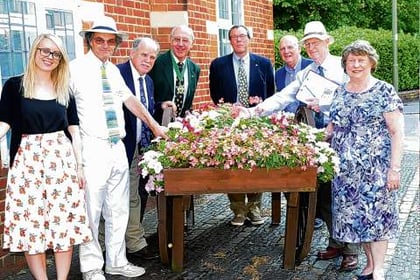 Floral judges make a beeline for town