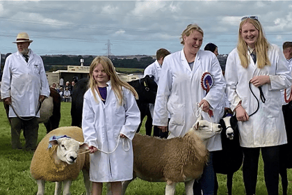 Holsworthy show celebrate 125 years with the sun shining