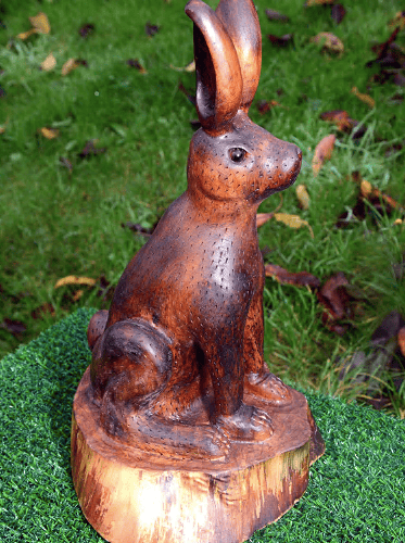 Bude triangle tree wood carving