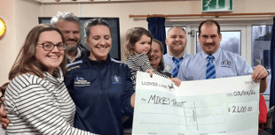 Bodmin Rugby Club donate to memorial trust