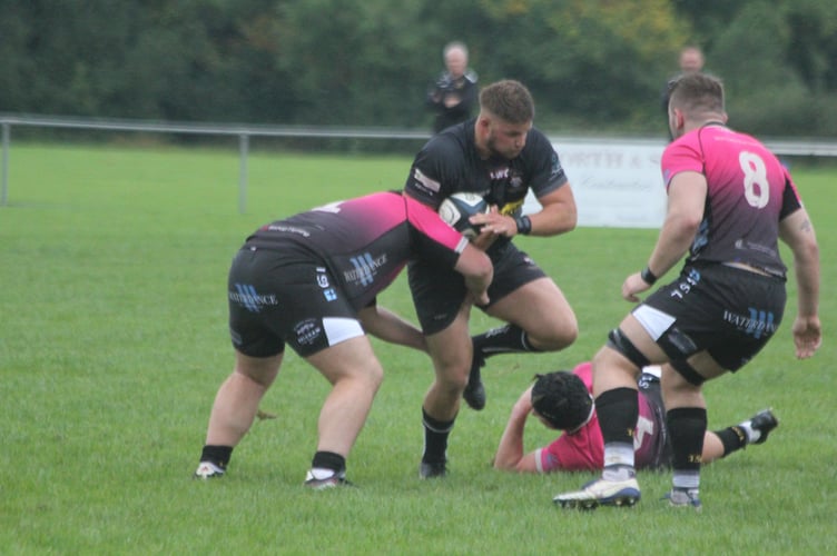 Launceston lock Alex Bartlett charges forward. Picture: Paul Hamlyn