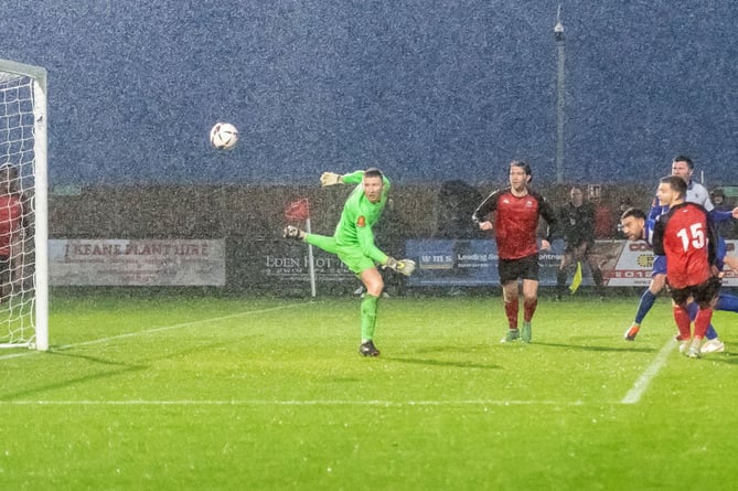 Truro City v Hornchurch