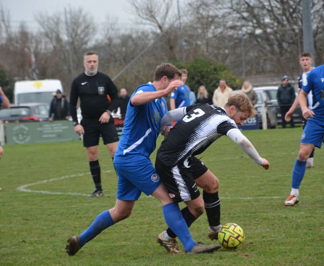 Carter earns superb Magpies vital victory at Wadebridge Town